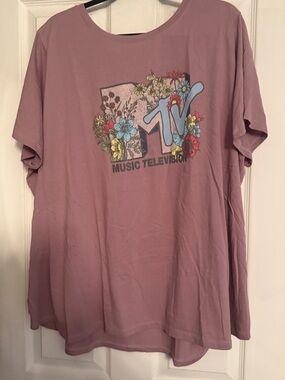 MTV Dusty Mauve Floral Logo Tee